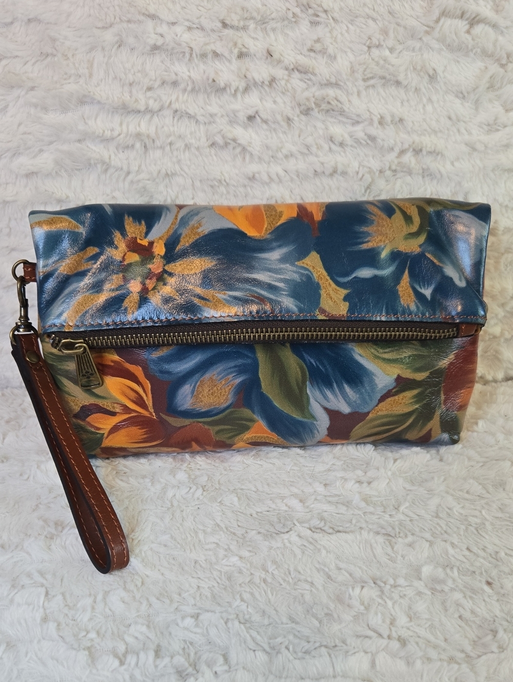 Patricia Nash Blue Multi Floral Foldover Wristlet EUC
